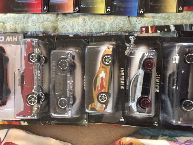 Illustration for article titled Enormous Die-Cast Collection - Box 54 - Energizer HW